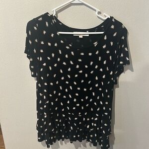 Ann Taylor Loft Womens T-Shirt Black White‎ Floral Short Sleeve Scoop Tiered L